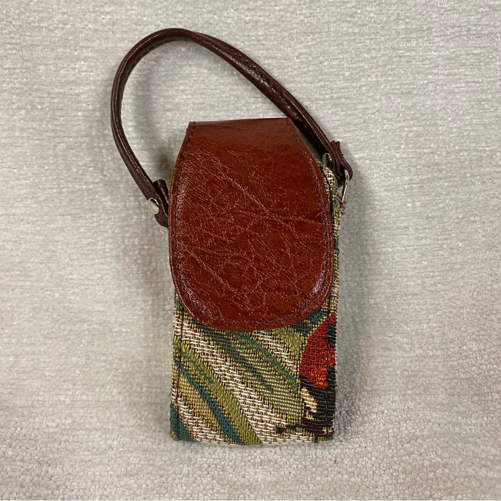 VTG Ladybug Tapestry Nokia-type phone pouch with Velcro Green Bug Red